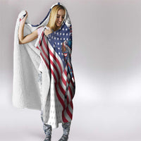 USA Ice Hockey Hooded Blanket Eagle Mascot Stars and Stripes Design