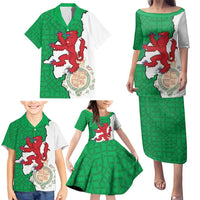 Montgomeryshire Wales Family Matching Puletasi and Hawaiian Shirt Map and Emblem Celtic Style - Wonder Print Shop