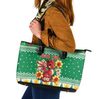 Personalized Wales Christmas Leather Tote Bag Cute Red Welsh Dragon and Daffodils - Wonder Print Shop