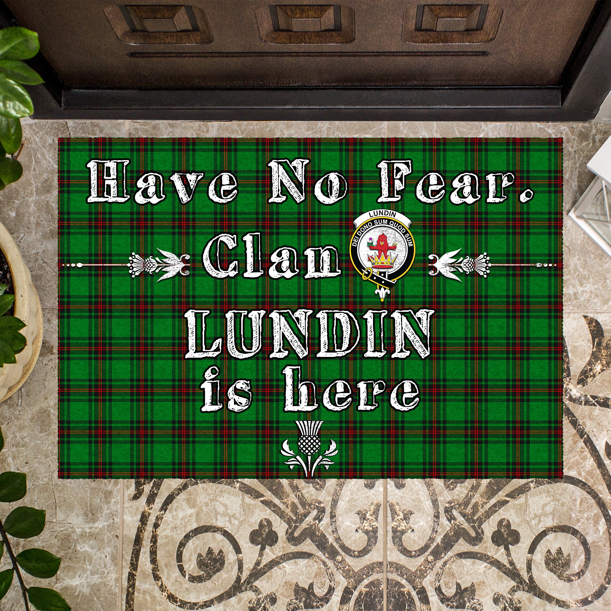 lundin-clan-tartan-door-mat-family-crest-have-no-fear-tartan-door-mat