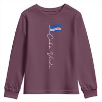 Cabo Verde Elegant Script Flag Graphic Youth Sweatshirt Cape Verde Minimalist Cursive National Pride Gift