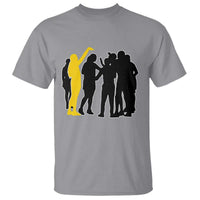 Viral Basketball Pointing Huddle T Shirt Funny Women Sports Culture Meme Yellow Silhouette Graphic