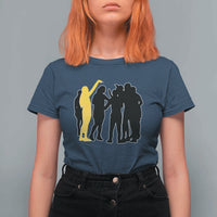 Viral Basketball Pointing Huddle T Shirt For Women Funny Women Sports Culture Meme Yellow Silhouette Graphic