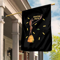 Funny Rigatoni Pasta Marcus The Worm Garden Flag Dramatic Pasta Lover Foodie Meme - Wonder Print Shop
