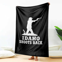 Idaho Shoots Back Cowboy Gunslinger Silhouette Patriotic Graphic Throw Blanket