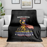 Proud American Humor Patriotic Frog On Bicycle Graphic Throw Blanket Imagine A Country So Great Pride