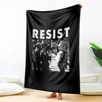 Portland Resist Frog Throw Blanket Oregon Iconic Frogs Photo Protest Moment - Wonder Print Shop