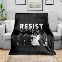 Portland Resist Frog Throw Blanket Oregon Iconic Frogs Photo Protest Moment - Wonder Print Shop