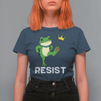 Resist Frog Kicking Crown T Shirt For Women Funny No Kings In America Free Portland - Wonder Print Shop
