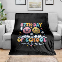 67th Day of School Vibes Throw Blanket Cute Retro Smiling Face for Students & Teachers - Wonder Print Shop