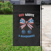 Red White and Blueberries Garden Flag Retro Coquette Bow Vintage American Flag - Wonder Print Shop