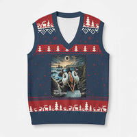 Puffin Selfie August 12 2026 Total Solar Eclipse V-Neck Knit Sweater Vest Funny Totality Photographic Astronomy Souvenir
