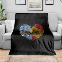 Argentina Spain Flag Mixed Roots Fingerprint Heart Graphic Throw Blanket Argentine Spanish Dual Heritage Hispanic Pride Match Day