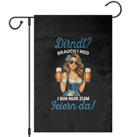 Funny Beer Girl Oktoberfest Garden Flag Dirndle I Bin Nur Zum Feiern Da Party - Wonder Print Shop