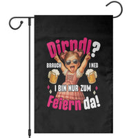 Funny Cute Girl Oktoberfest Garden Flag Dirndle I Bin Nur Zum Feiern Da Party - Wonder Print Shop