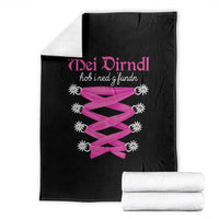 Funny Oktoberfest Corset in Pink Throw Blanket I Have Not Found My Dirndl - Wonder Print Shop