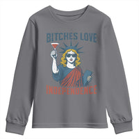 Funny 4th of July Statue of Liberty Cocktail Youth Sweatshirt Retro Bitches Love Independence