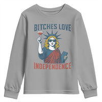 Funny 4th of July Statue of Liberty Cocktail Youth Sweatshirt Retro Bitches Love Independence