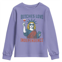 Funny 4th of July Statue of Liberty Cocktail Youth Sweatshirt Retro Bitches Love Independence