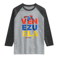 Venezuela Pride Flying Scarlet Macaw Raglan Shirt Ara Macao Guacamaya Venezuelan Pride Tropical Bird