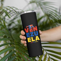 Venezuela Pride Flying Scarlet Macaw Skinny Tumbler Ara Macao Guacamaya Venezuelan Pride Tropical Bird