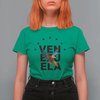 Venezuela Pride Flying Macaw T Shirt For Women Ara Macao Guacamaya Venezuelan Pride Tropical Bird