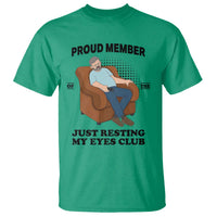 Funny Napping Dad Sleepy Grandpas and Fathers T Shirt Proud Member Of The Just Resting My Eyes Club Armchair Cartoon Graphic