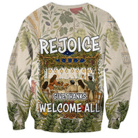 Sukkot Sweatshirt Jewish Holiday Gratitude Dwells Here - Vintage Botanical Sukkah