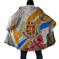 Dutch Republic Netherlands Cloak Patriotism Vintage Heraldic Crest Floral Tulip