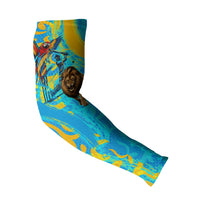Saint Lucia Kings Cricket Arm Sleeves Crowned Lion And Parrot Half Style