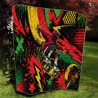 Skateboarder Spray Painter Quilt Rasta Colors Graffiti Streetwear Pop Art Graphic