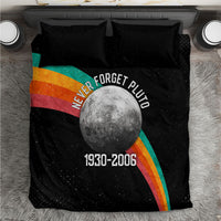 Never Forget Pluto 1930-2006 Bedding Set Vintage Retro Rainbow Planet Outer Space Astronomy Graphic Art