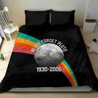 Never Forget Pluto 1930-2006 Bedding Set Vintage Retro Rainbow Planet Outer Space Astronomy Graphic Art