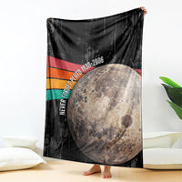 Never Forget Pluto Blanket Distressed Retro Space Astronomy Science