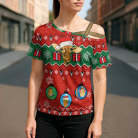 Lovely Giraffe Christmas Cross Shoulder Shirt Xmas Holiday Patterns - Wonder Print Shop