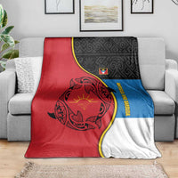 Antigua and Barbuda Tribal Blanket with Polynesian Dolphin Sun Design with National Flag Colors - Wonder Print Shop