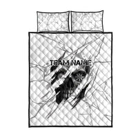 Dartboard Skull Darts Quilt Bed Set with Torn Stone Texture and Cracked Marble Design - Wonder Print Shop