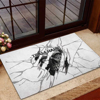 Dartboard Skull Darts Rubber Doormat with Torn Stone Texture and Cracked Marble Design - Wonder Print Shop