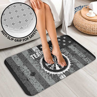 Grunge American Flag Darts Bathroom Set with Dartboard Target and Black White Stars - Wonder Print Shop