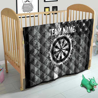 Grunge American Flag Darts Quilt with Dartboard Target and Black White Stars - Wonder Print Shop