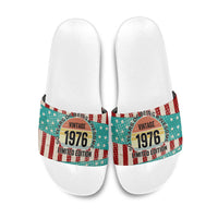 America Vintage 1976 50th Birthday Slide Sandals Retro Sunset Patriotic