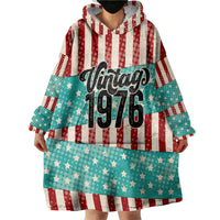 America Vintage 1976 50th Birthday Wearable Blanket Hoodie Retro Sunset Patriotic