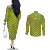 Gabon Tribal Pattern Couples Matching Off The Shoulder Long Sleeve Dress and Long Sleeve Button Shirt with National Flag Colors and Bold Text Design