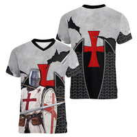Knights Templar Warrior Red Cross Women V-Neck T-Shirt Crusader Knight In Chainmail Armor With Shield And Sword Art