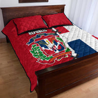 Dominican Republic Flag Half Zip Design Quilt Bed Set with Coat of Arms and Taino Symbol - Wonder Print Shop