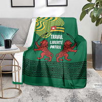 Togo Blanket with Red Twin Lions and Travail Liberté Patrie Slogan