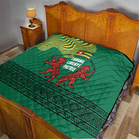 Togo Quilt with Red Twin Lions and Travail Liberté Patrie Slogan