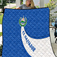El Salvador Coat of Arms Quilt with Curved Text and Blue Patterned Background - Wonder Print Shop
