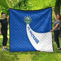 El Salvador Coat of Arms Quilt with Curved Text and Blue Patterned Background - Wonder Print Shop