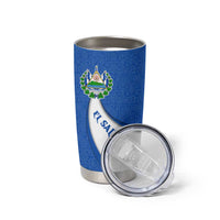 El Salvador Coat of Arms Tumbler Cup with Curved Text and Blue Patterned Background - Wonder Print Shop